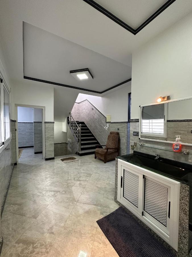 Bel Appartement 1Er Etage Confortable Pres De La Plage - Specialement Pour Familles Saidia Bagian luar foto