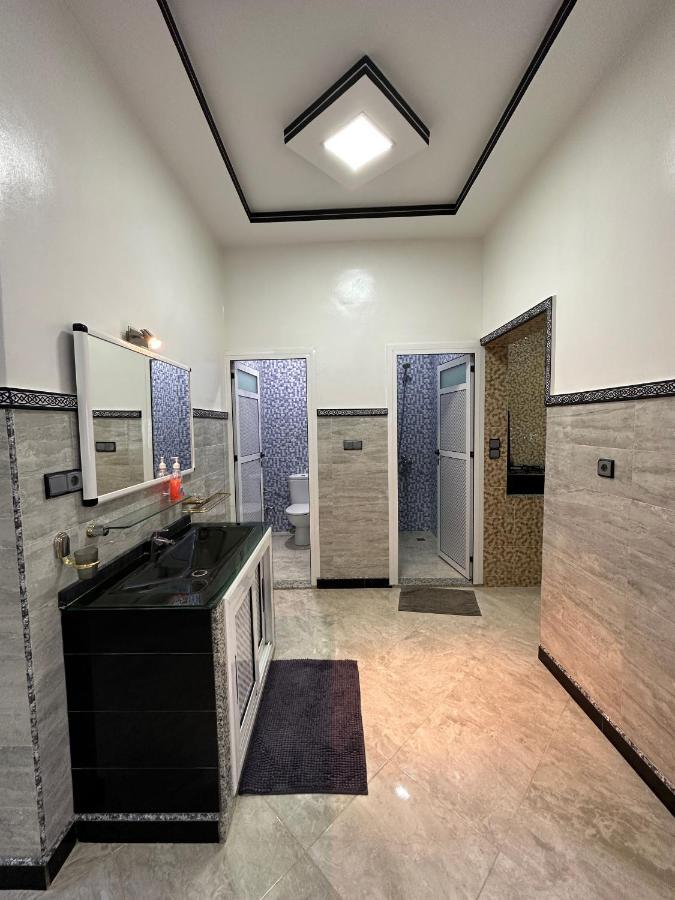 Bel Appartement 1Er Etage Confortable Pres De La Plage - Specialement Pour Familles Saidia Bagian luar foto